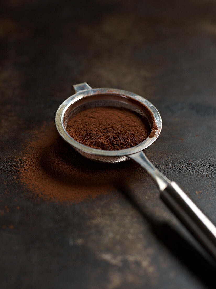 Sieve with cocoa powder