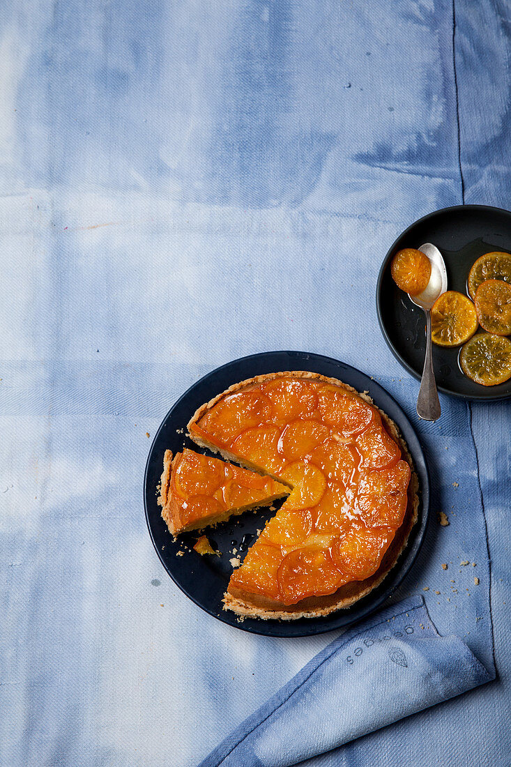 Upside Down Cake (gestürzter Kuchen) mit Clementinen
