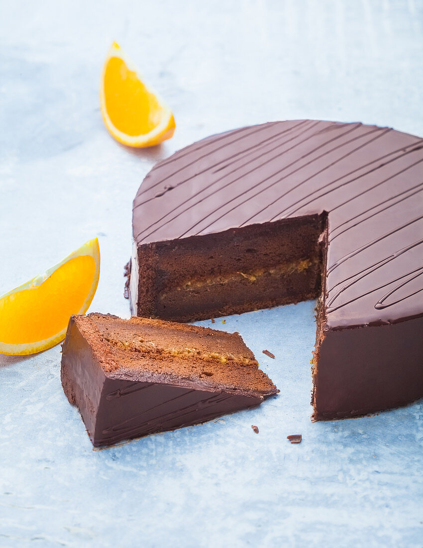 Sacher cake with oranges