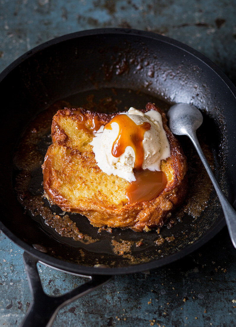 Pain Perdu with caramel sauce and vanilla ice cream