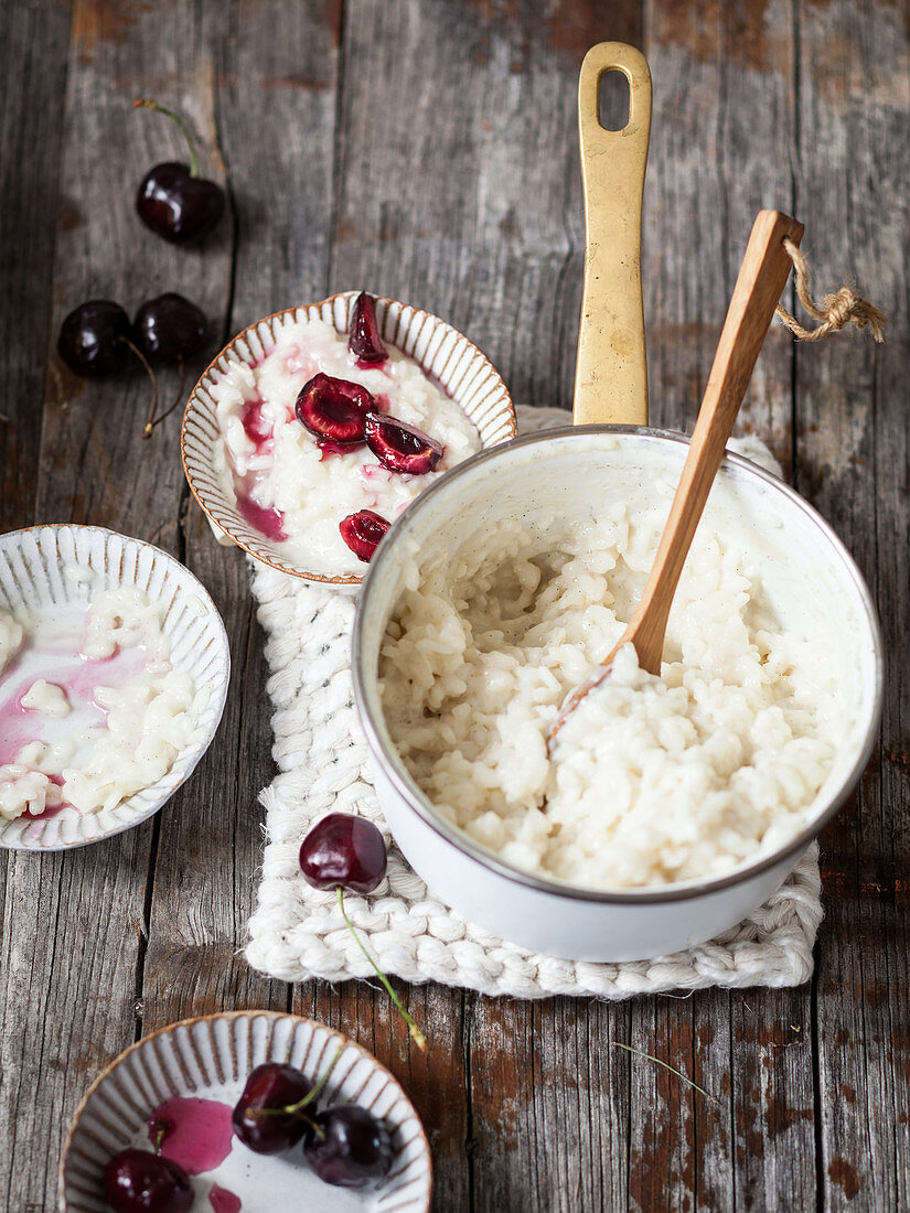 Rice pudding with cherries