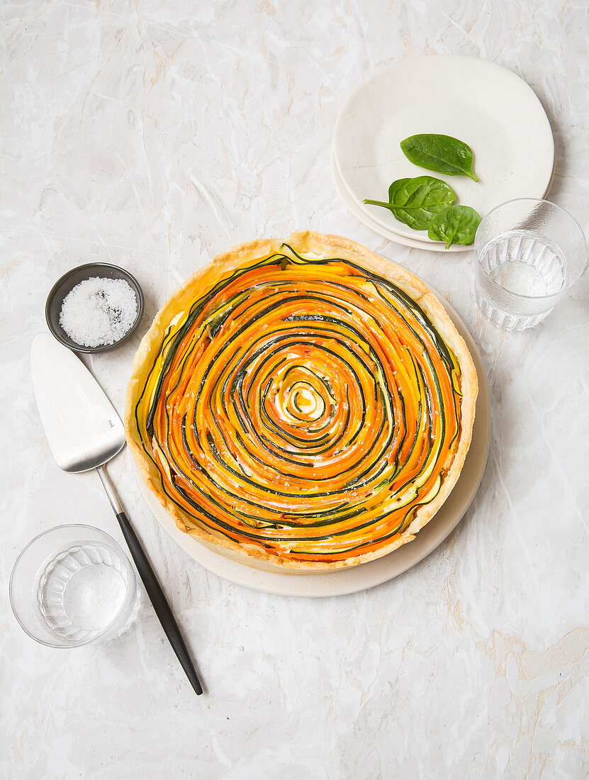 Zucchini and carrot spiral cake