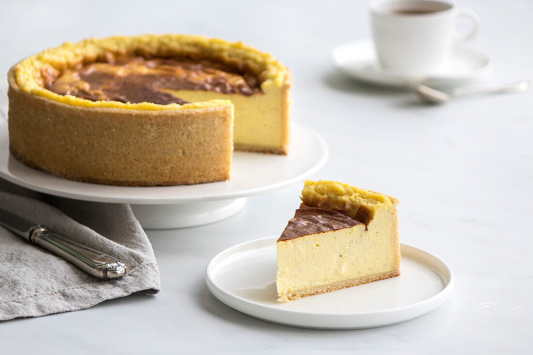 Baked flan with vanilla, sliced