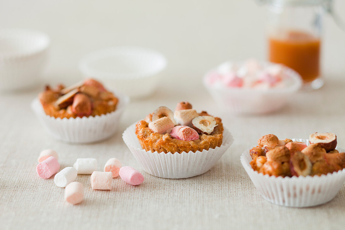 Hazelnut biscuits with mini marshmallows in paper cases