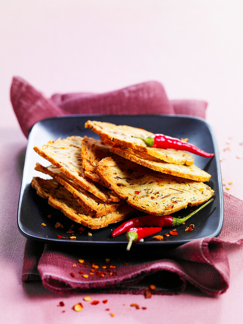 Chilli pepper bread chips