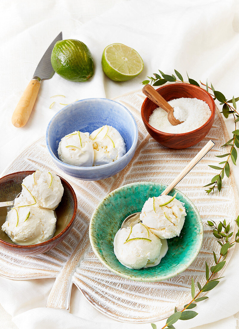 Coconut ice cream with lime