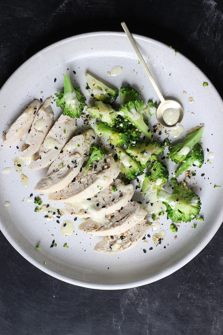 Chicken breast with broccoli