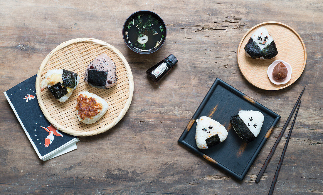 Verschiedene Onigiri (Reisbällchen, Japan)