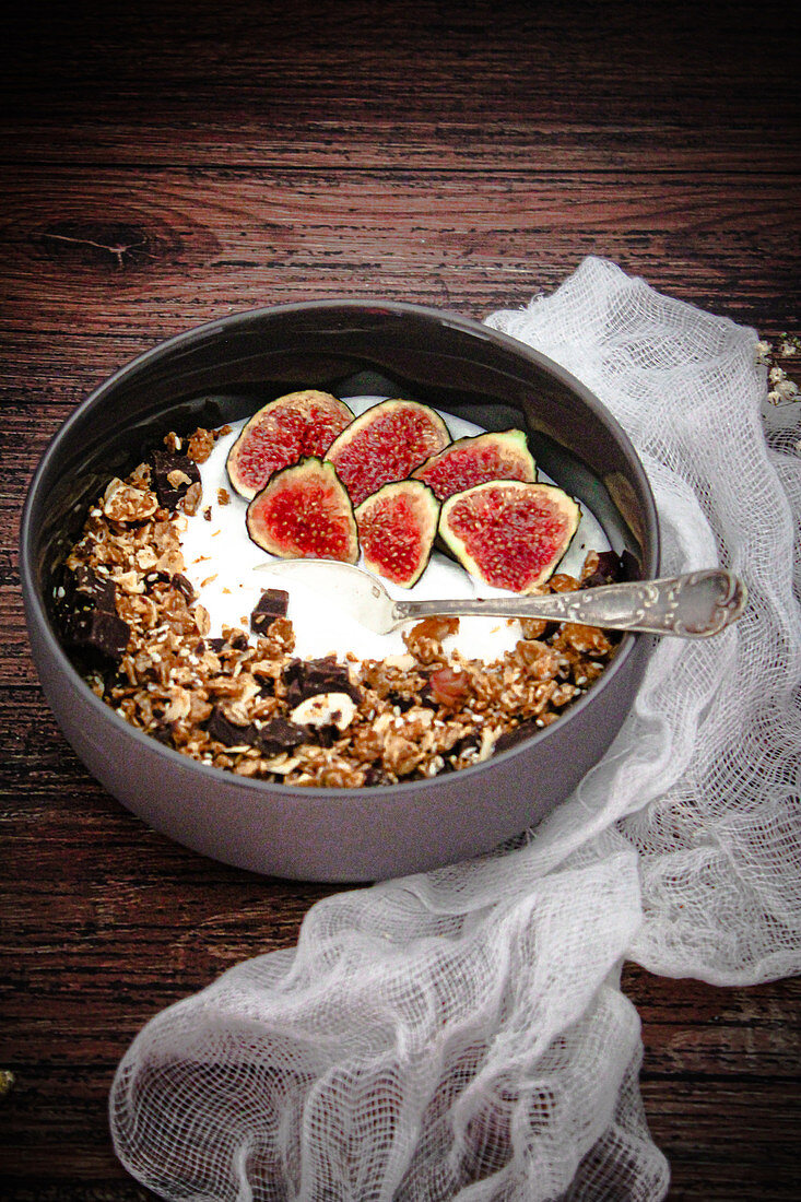 Coconut and chocolate muesli with figs