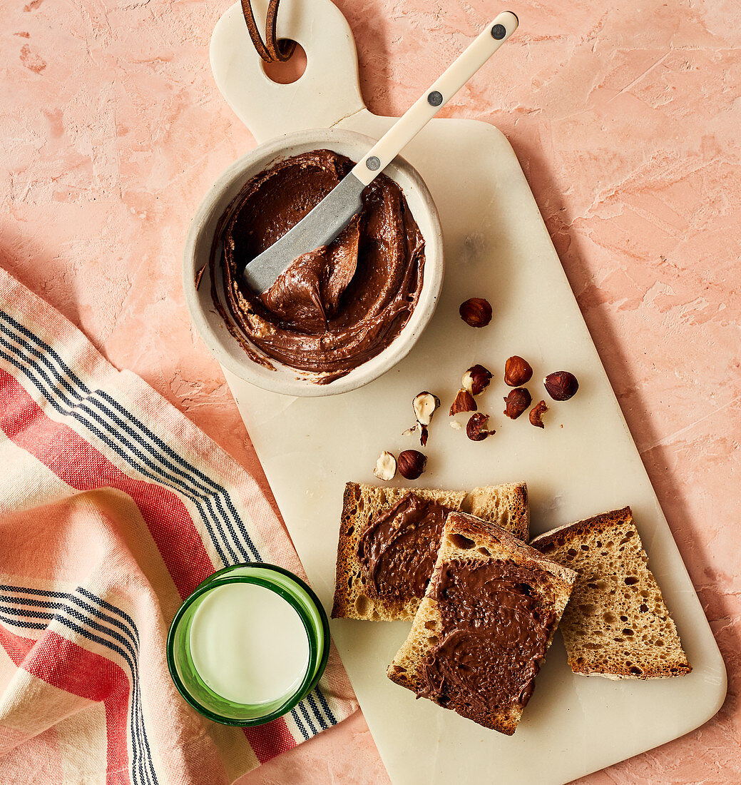 Homemade chocolate and hazelnut spread