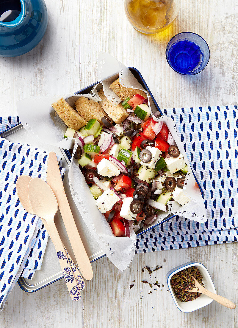 Griechischer Salat in Bento-Box
