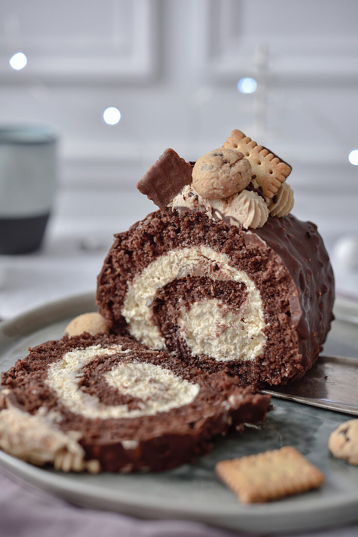 Buche au praline (Buche Noel mit Haselnusscreme)