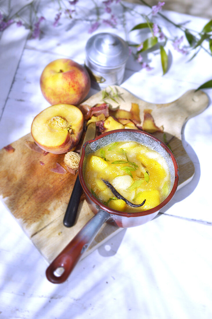 Peach compote with vanilla