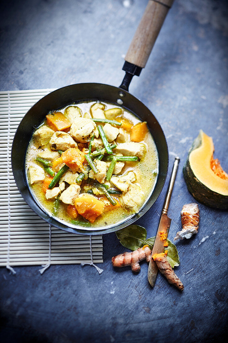 Chicken stir-fry with pumpkin and ginger, Cambodian specialty