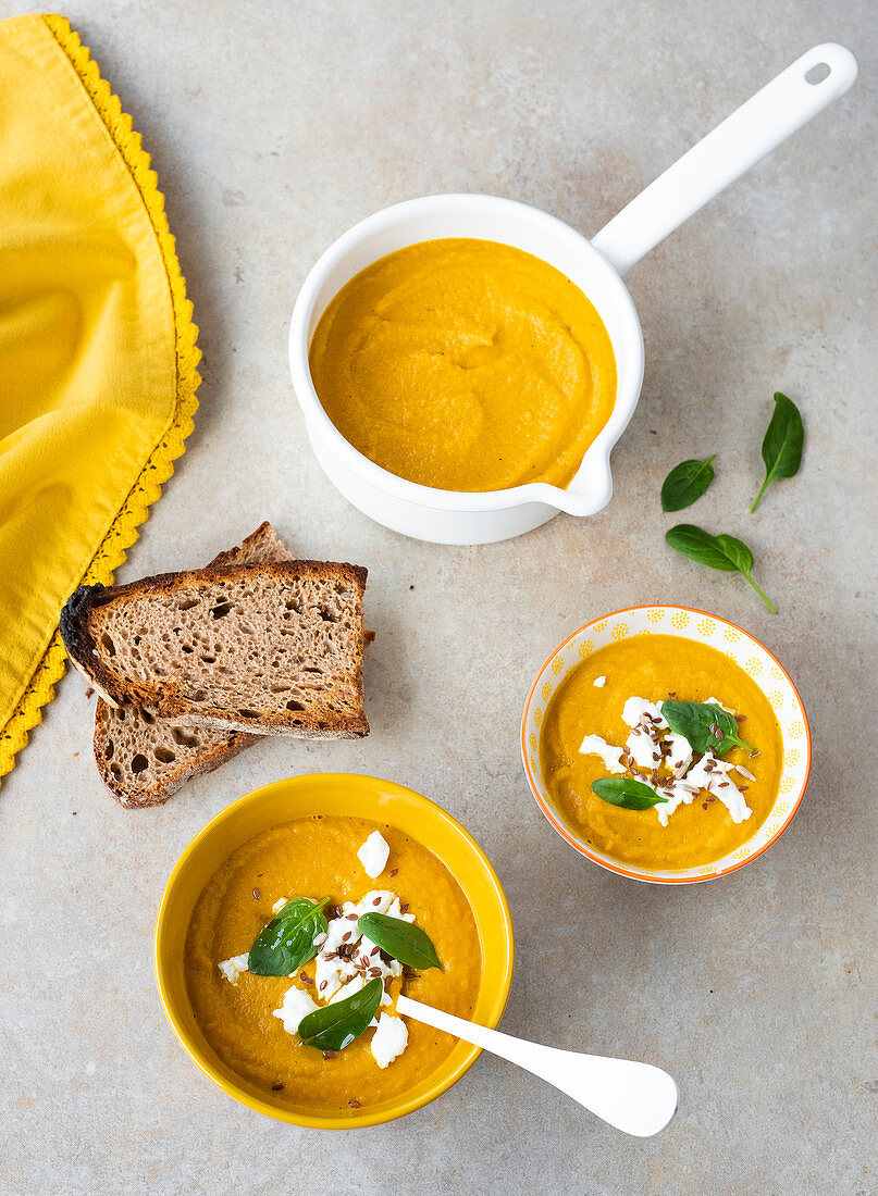 Spicy carrot and coconut milk soup