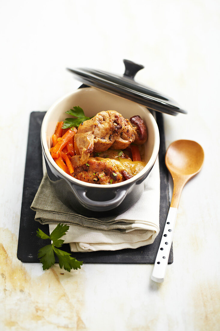 Rabbit cocotte with cider
