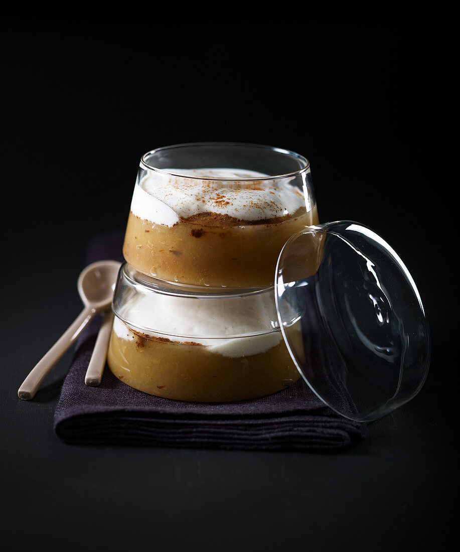 Apple compote with cream cheese