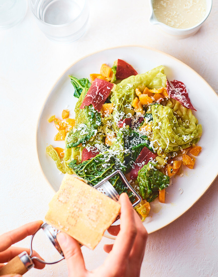 Green cabbage with parmesan cream