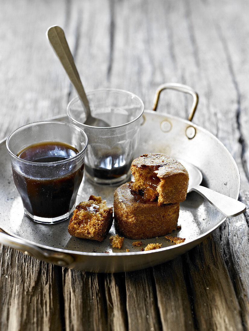 Nonnette (Lebkuchengebäck, Frankreich) zum Kaffee