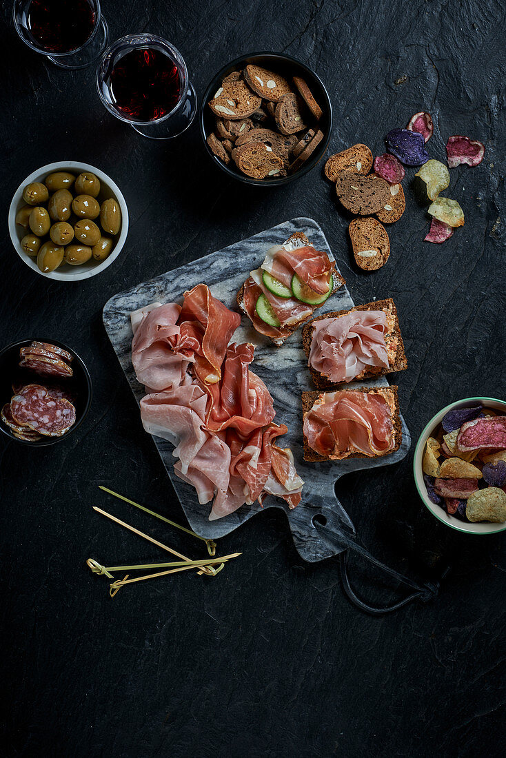 Aperitif tray