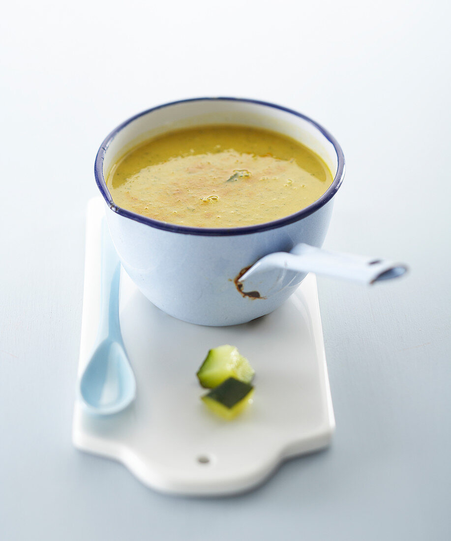 Tomato-courgette soup