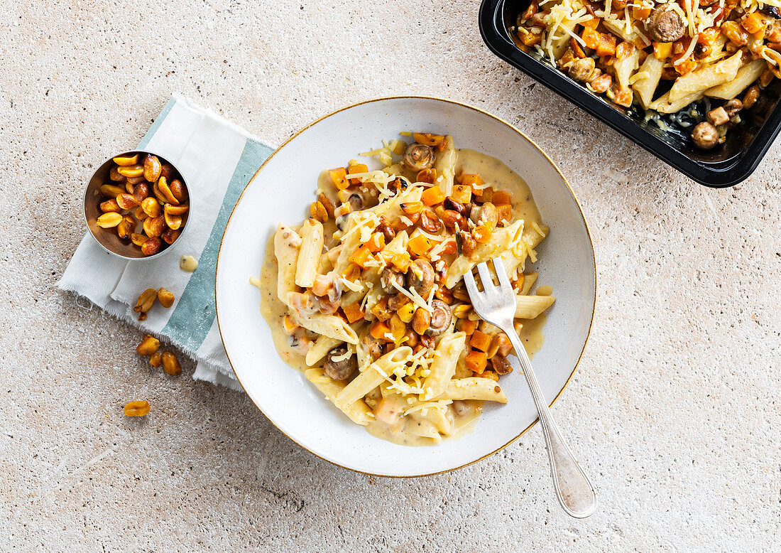 Mac & cheese with butternut squash and peanuts