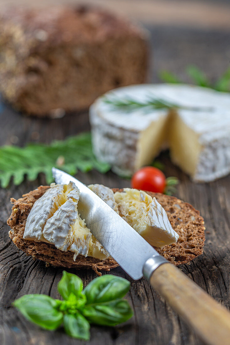 Camembert with brown bread