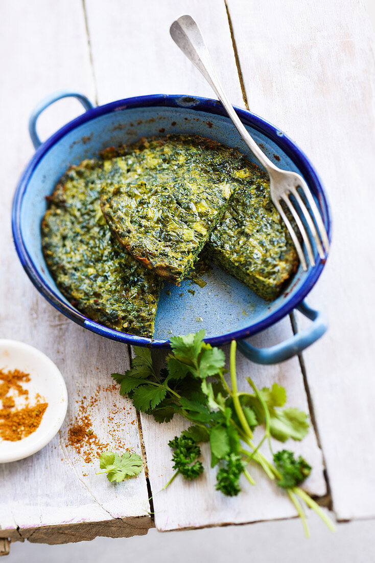 Herb,parsley,coriander,dill,leek,spinach and curry omelette
