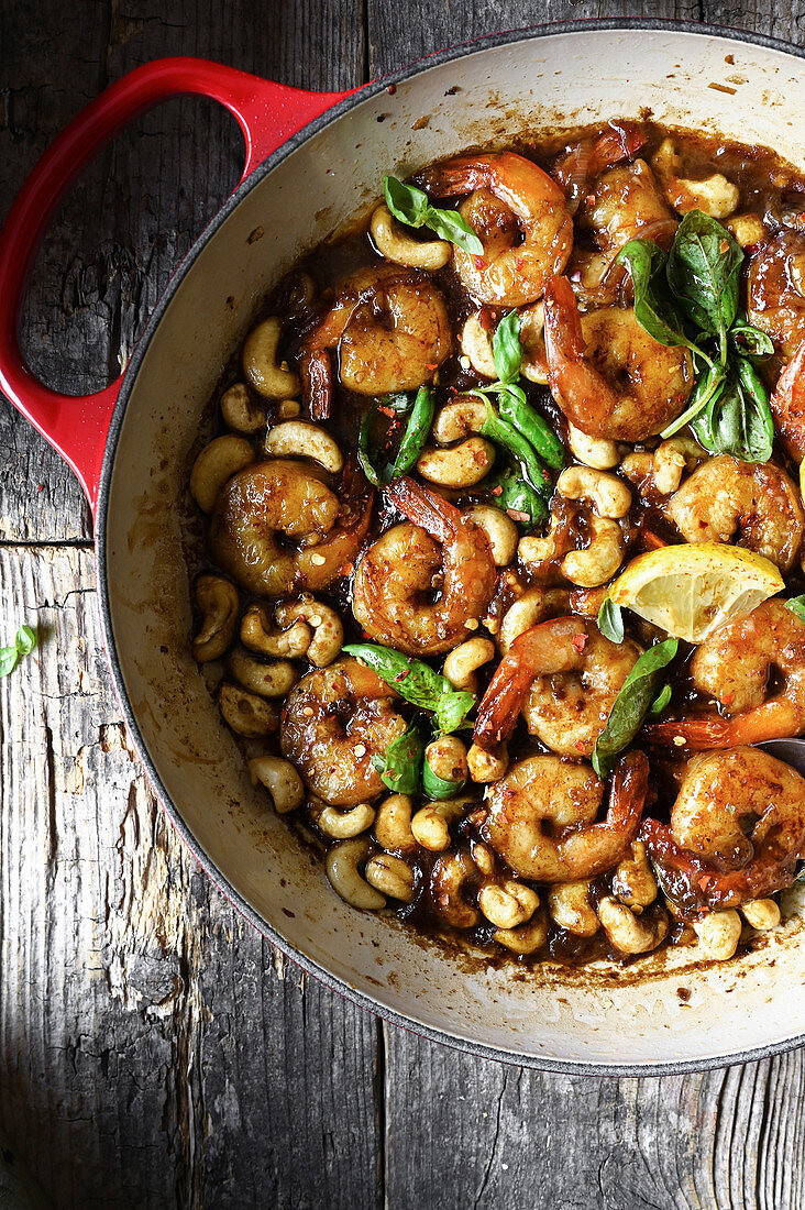 Shrimp and cashew casserole