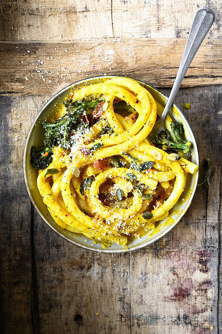 Pasta with mascarpone and roasted pumpkin