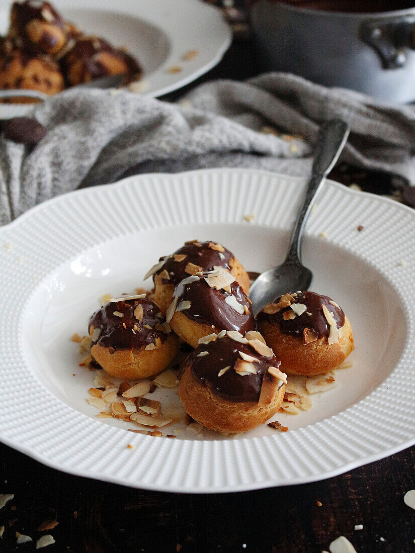 Profiteroles with chocolate tonka sauce