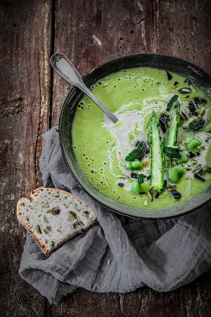 Grüne Spargelsuppe