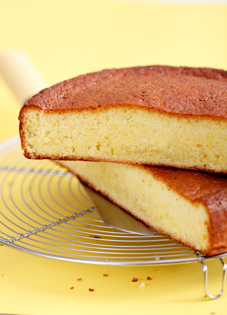 Genoise (Italian sponge cake)