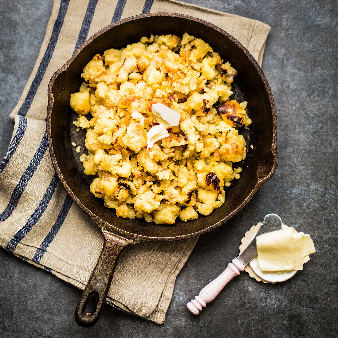 Pan-fried Farz Buan (France)