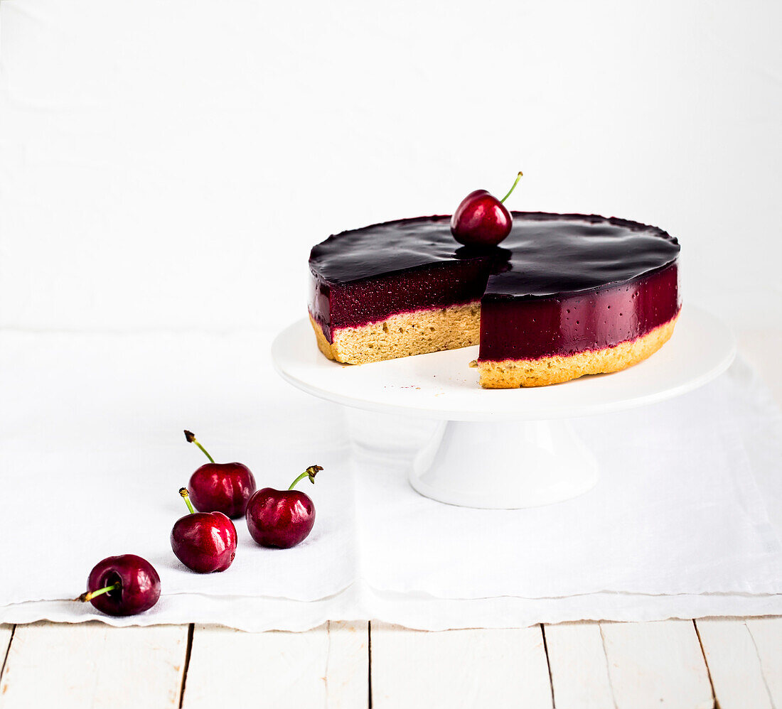 Cherry and Bavarian cream cake with agar agar