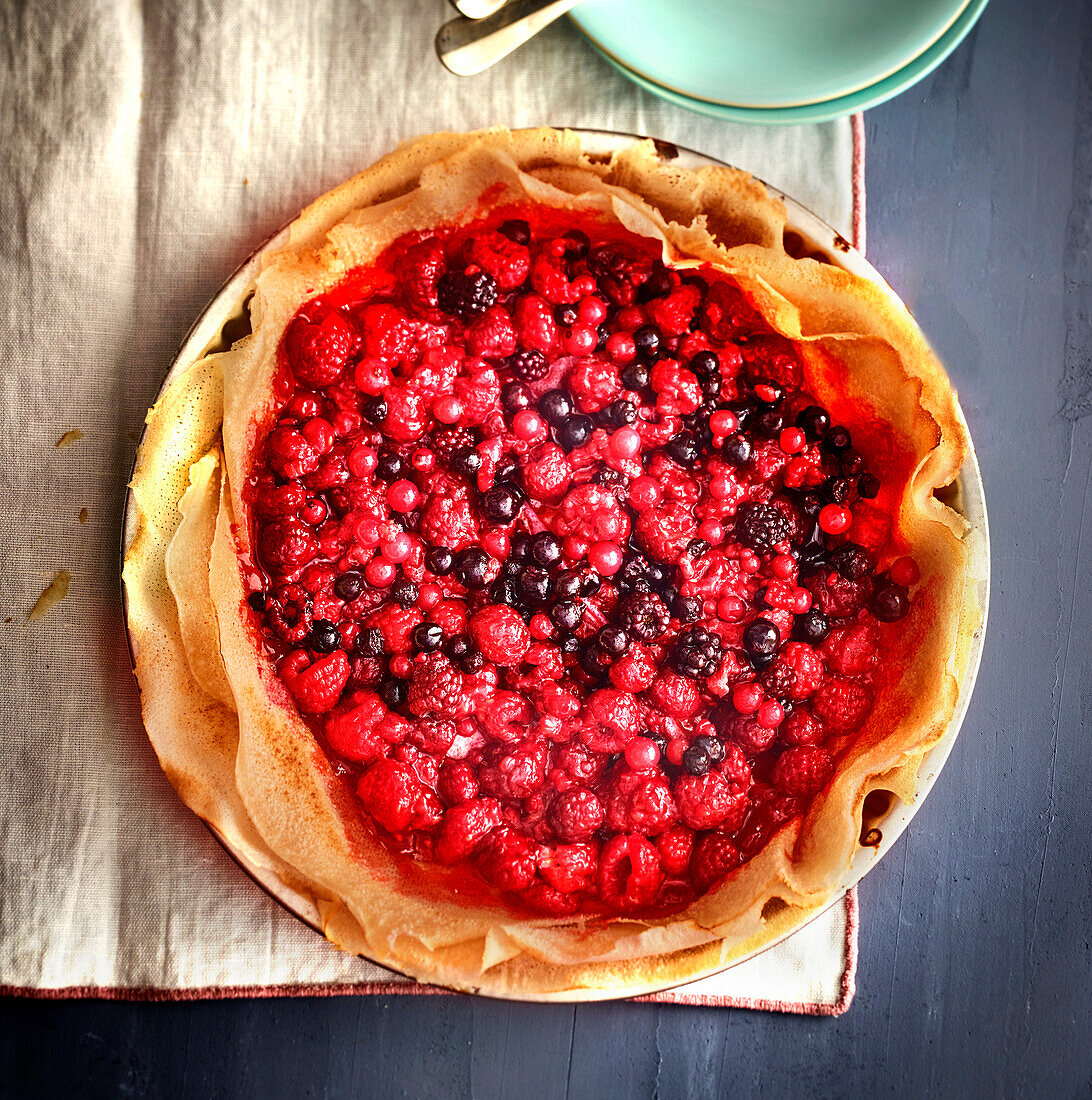 Crepe-Tarte mit roten Beeren