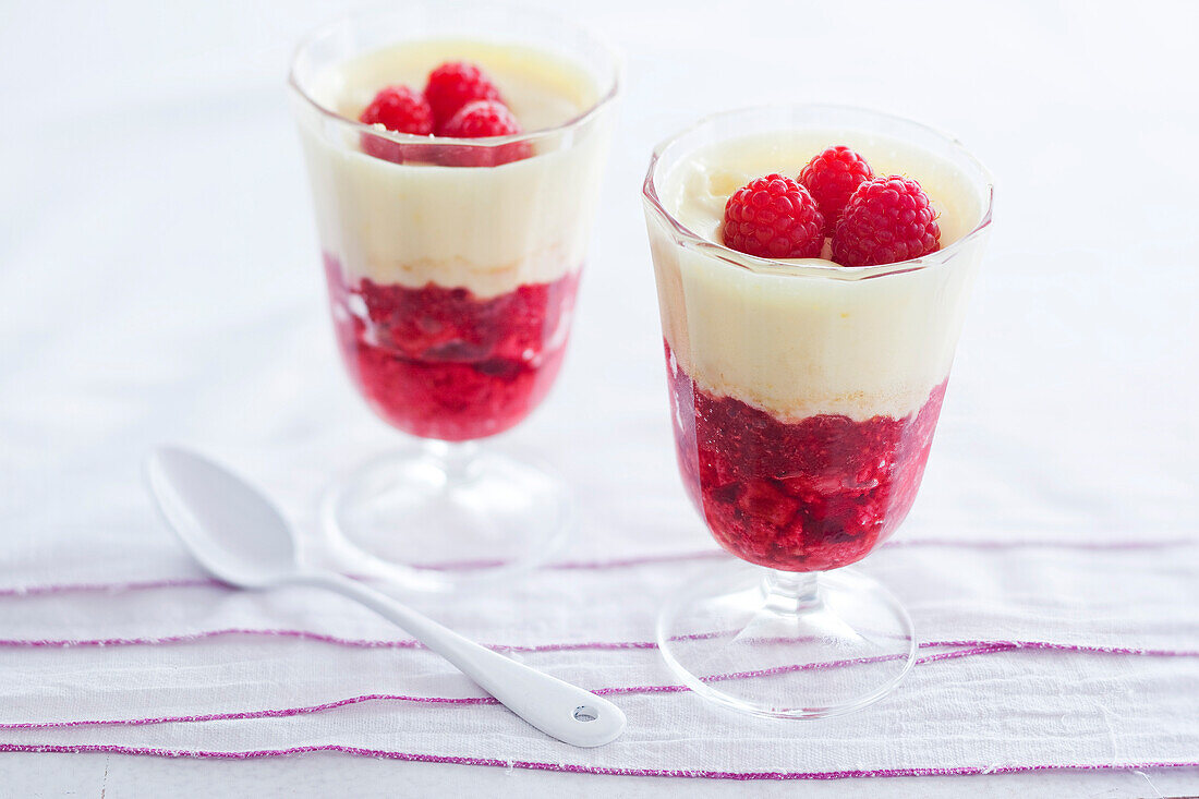 Raspberry tiramisu