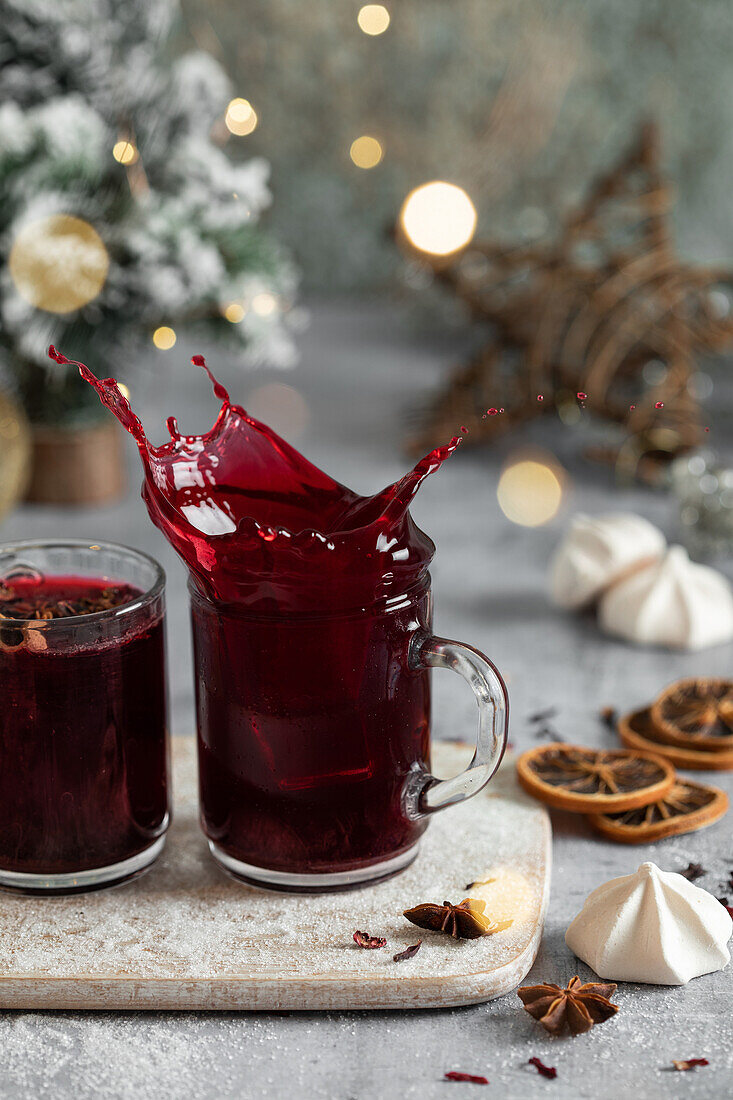 Sparkling hot drinks with hibiscus and spices