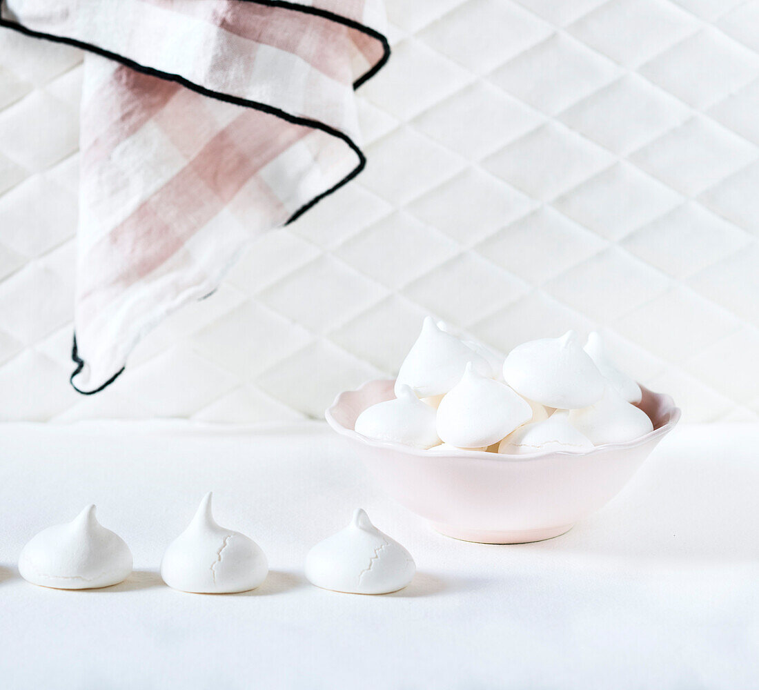 Dots of meringue