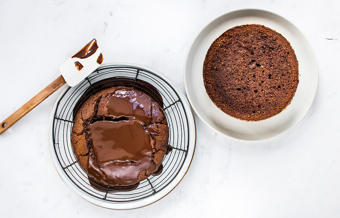 Making a mini chocolate cake