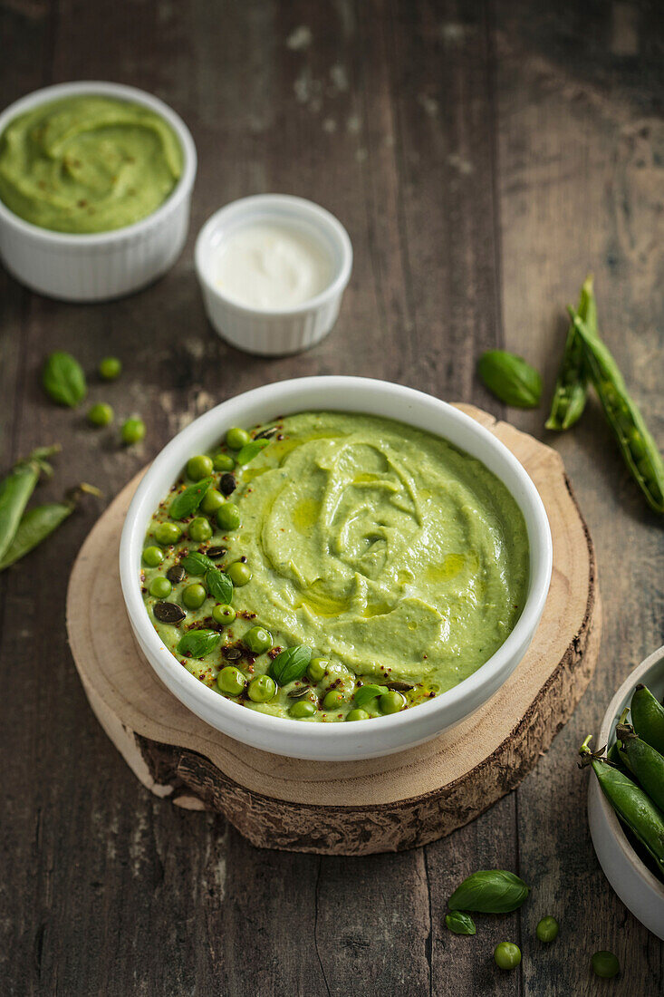 Pea hummus