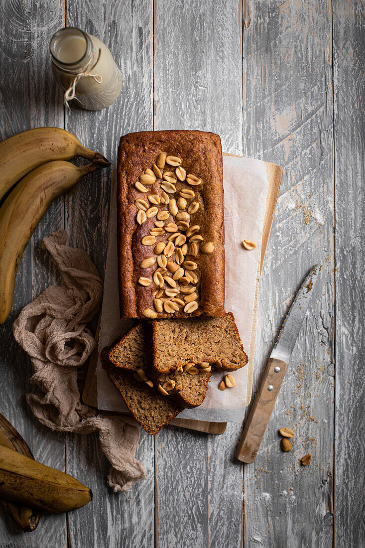 Banana bread with peanuts