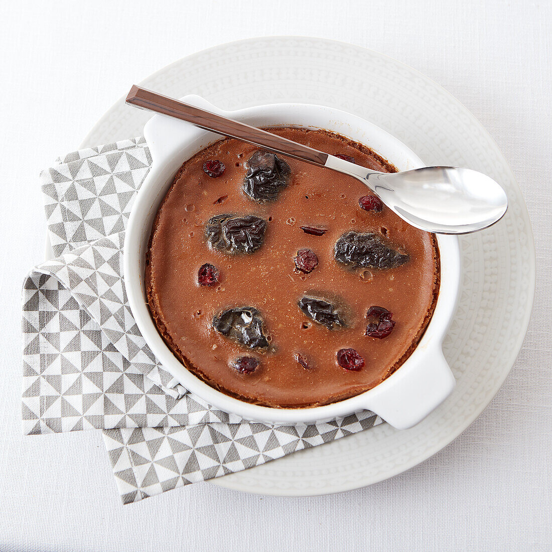 Far with prunes and dried cranberries (France)