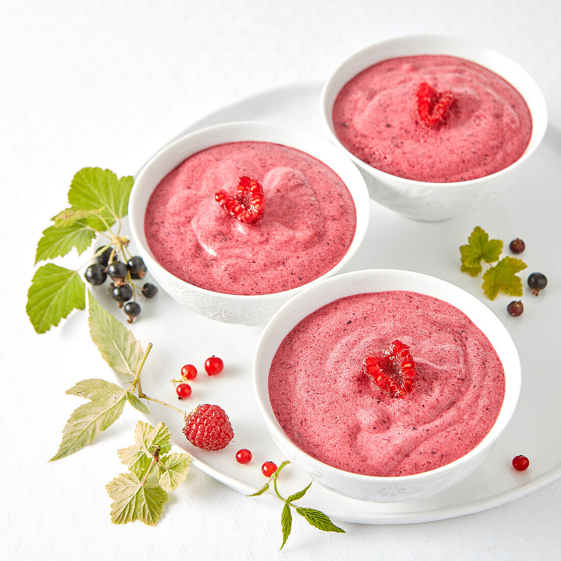 Rotes Beerenmousse