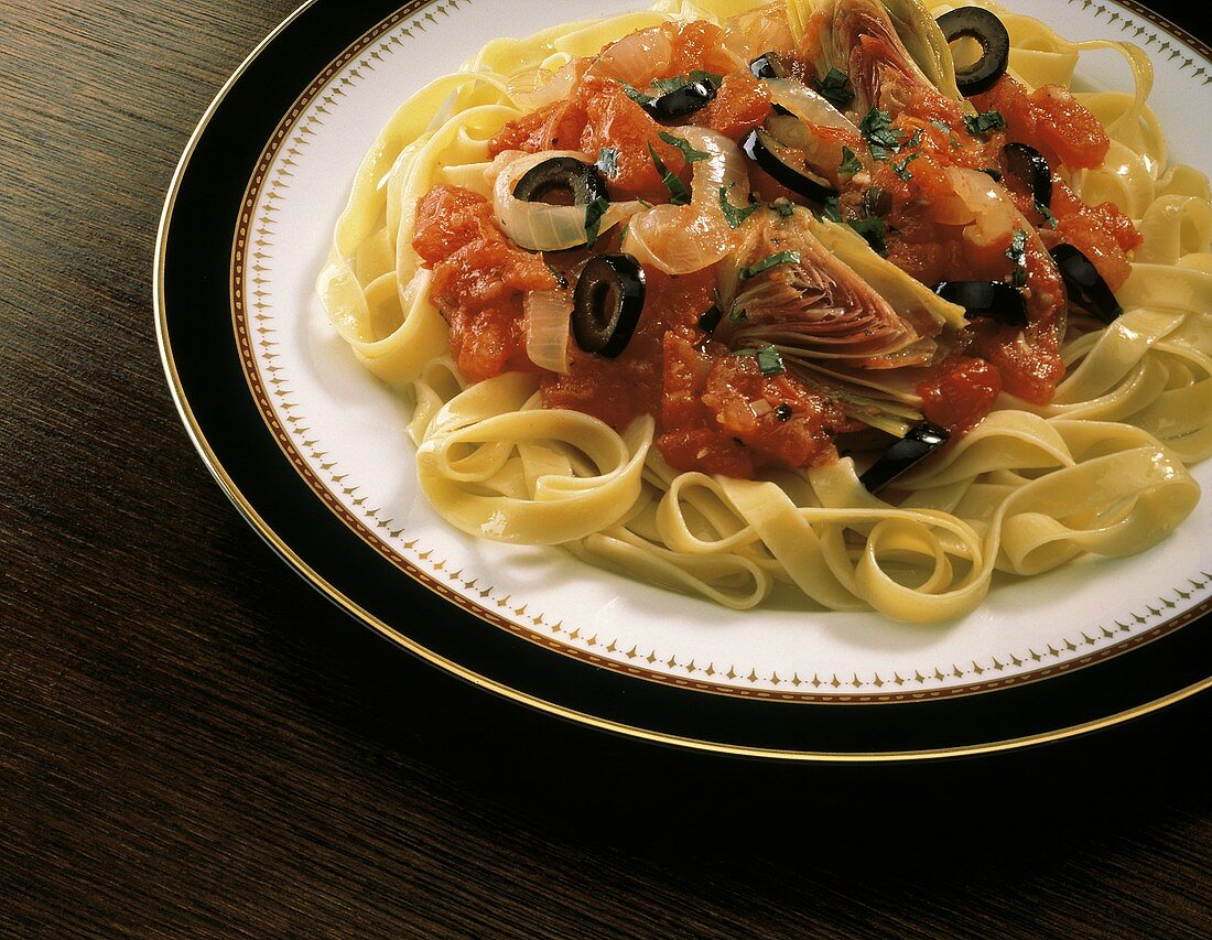 Fettucine with Tomato Artichoke Sauce