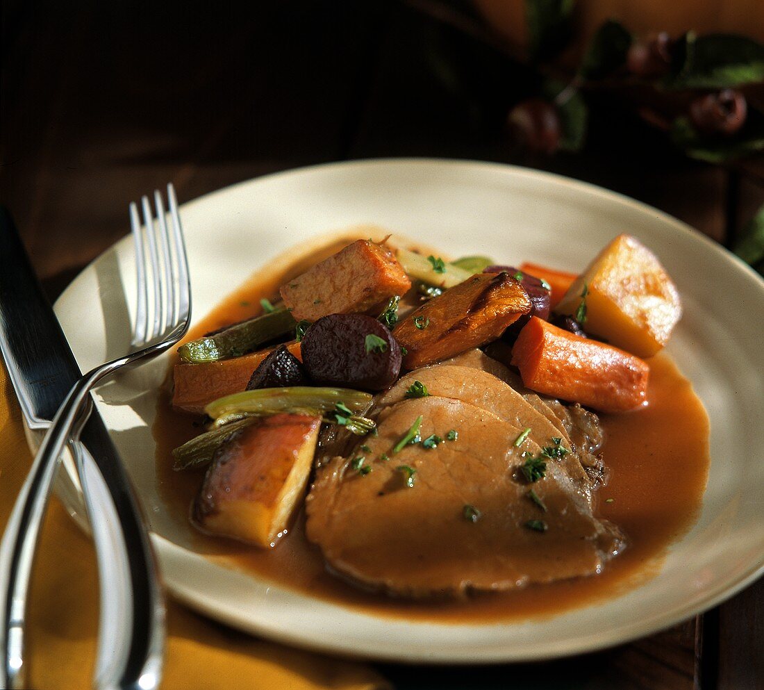 Sliced Beef with Stewed Vegetables