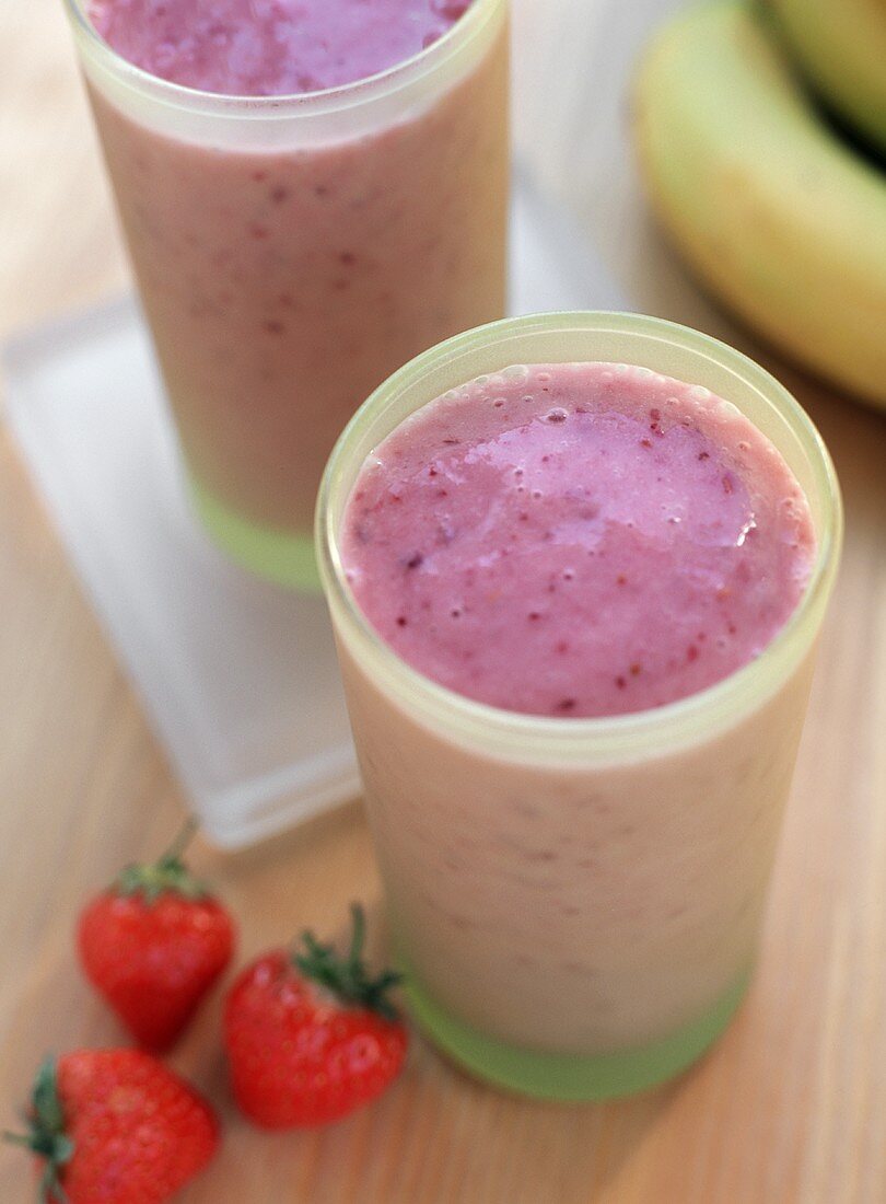 Strawberry and Banana Smoothies