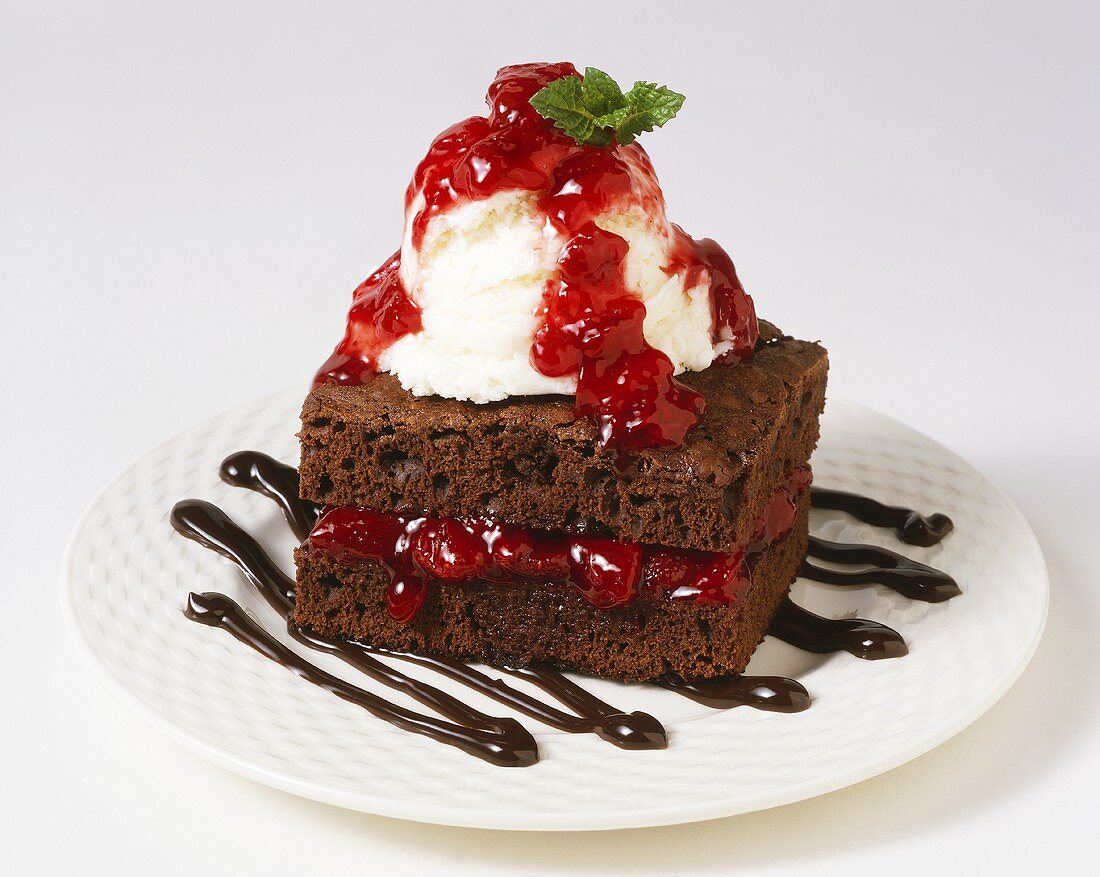 Brownie Sandwich with Strawberries and Vanilla Ice Cream