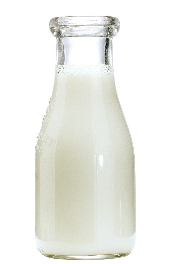 Frische Milch in einer Flasche