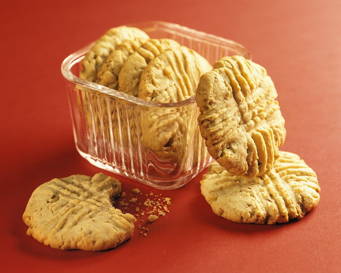 Peanut Butter Cookies: Some In, Some Out of Glass Dish